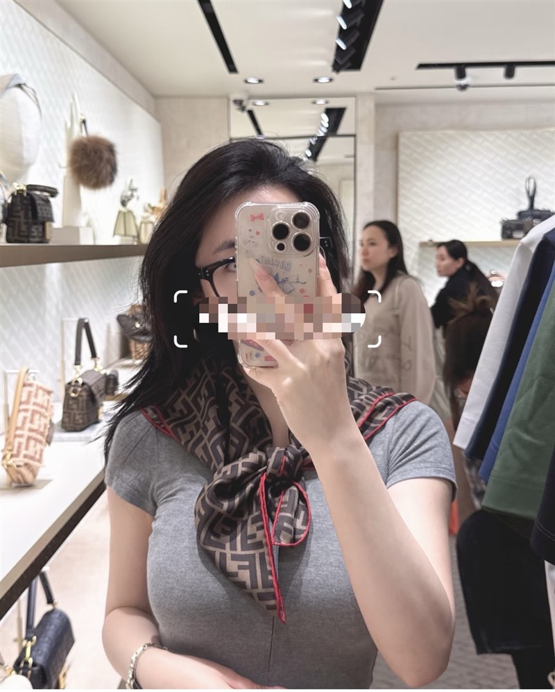 Fendi Scarves wholesale