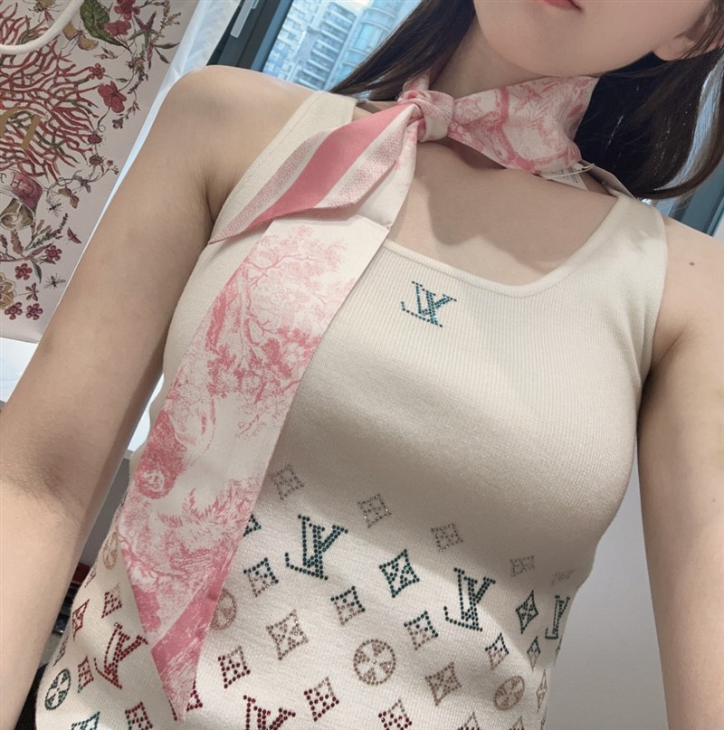 LV Scarves wholesale