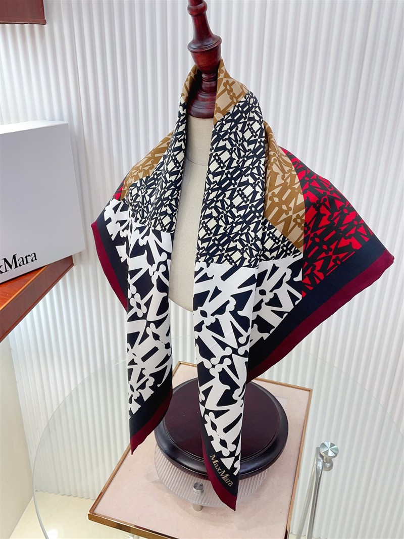 MaxMara Scarves wholesale